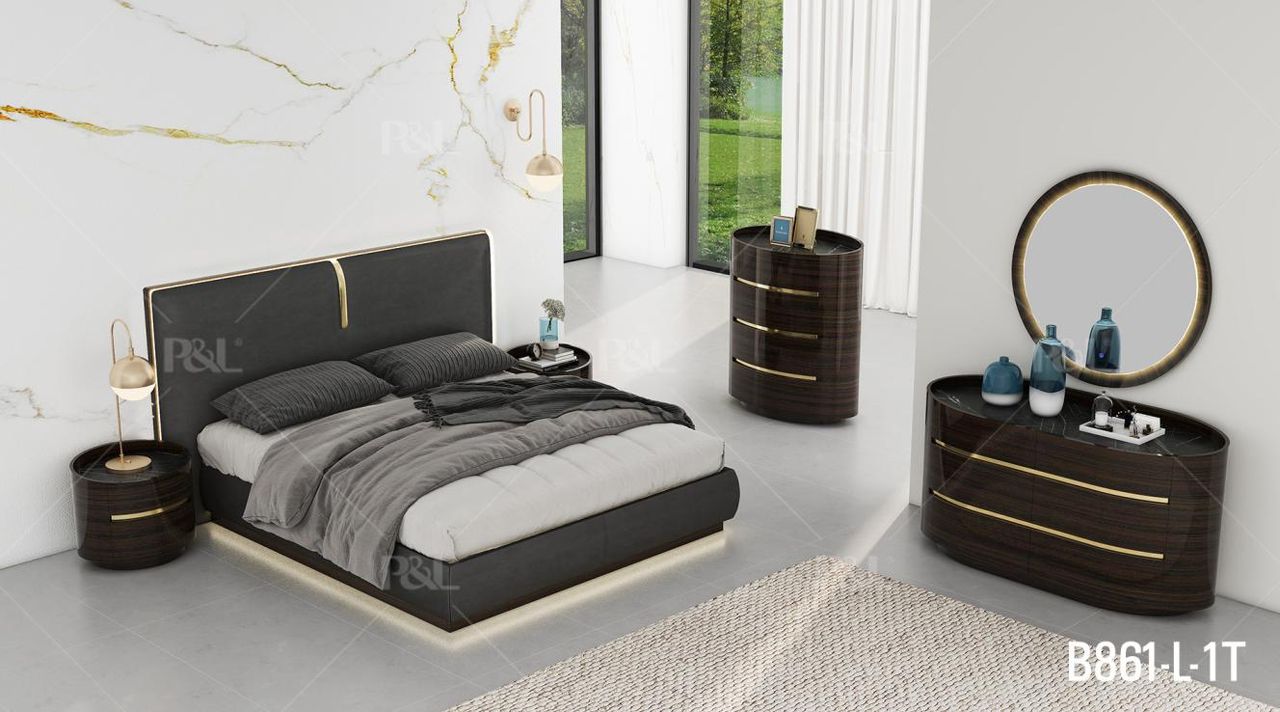 Bedroom Furniture Image 5